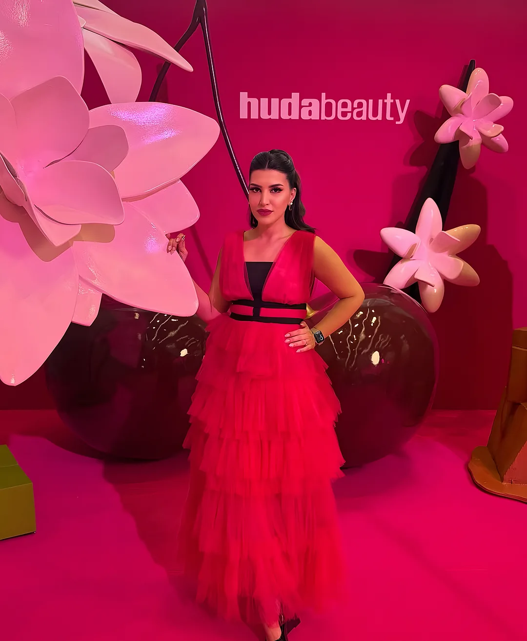 Aana at a Huda Beauty event